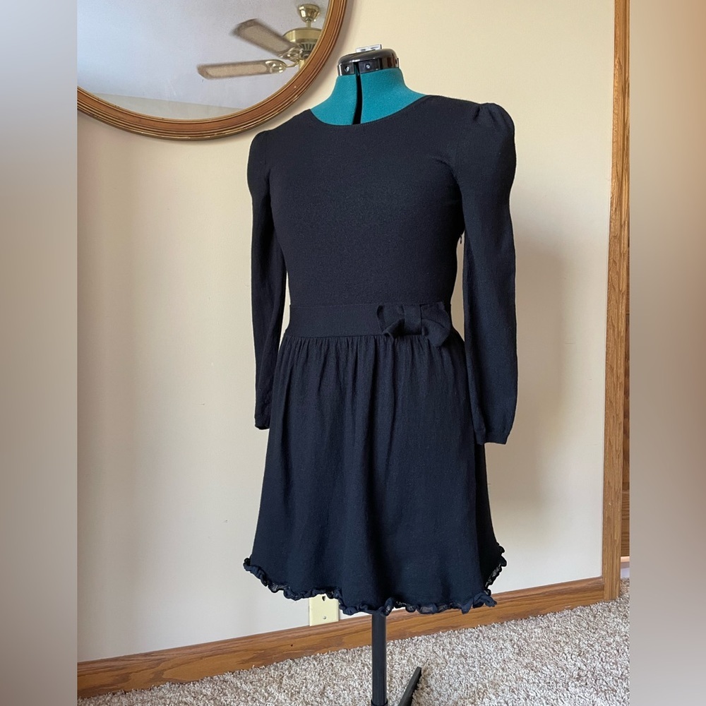 Red Valentino Black Soft Wool A - line Dress size 4 with Zip Closure